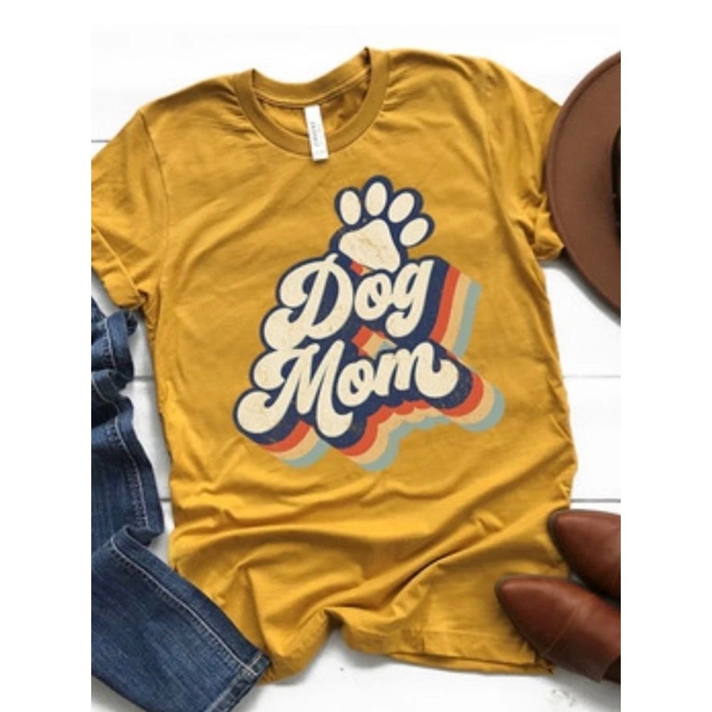 Dog Mom Mustard Yellow Retro Graphic T-Shirt Large